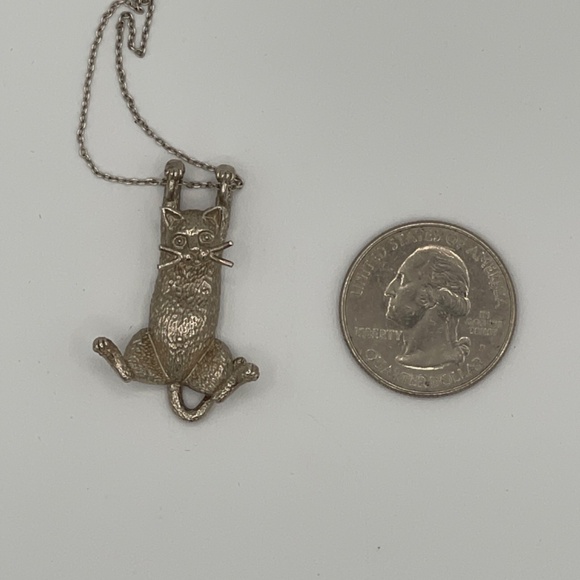 Vintage "Hang In There" Sterling Silver Cat Pendant Necklace Kitty 925 - Picture 8 of 8